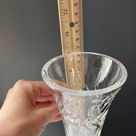 Vintage Waterford Crystal Flower Vase in Fleurology Diamond Pattern Tall - Picture 10 of 15